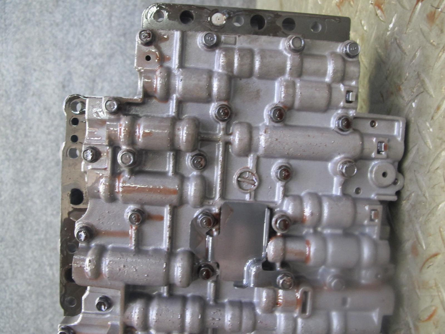03-06 Porsche Cayenne 955 Turbo A48.50 A/T Transmission  Valve Body Mechatronic