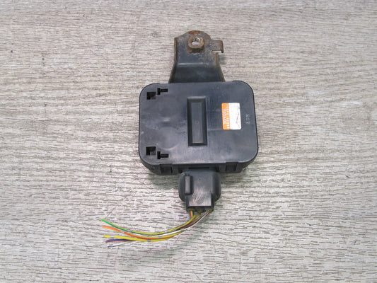 2003-2007 Lexus UZJ100L LX470 Smoke Sensor W/bracket 88898-60030