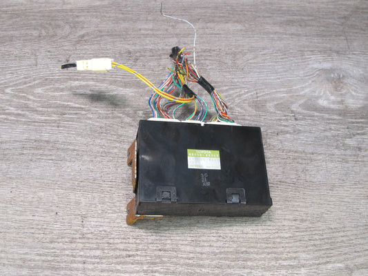 2003-2007 Lexus UZJ100L LX470 Rear A/C Air Condition Amplifier 88650-60362