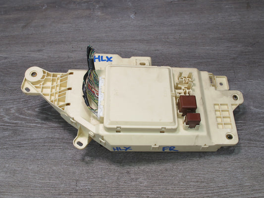 2003-2007 Lexus UZJ100L LX470 Dash Front Right Junction Cabin Fuse Relay Box