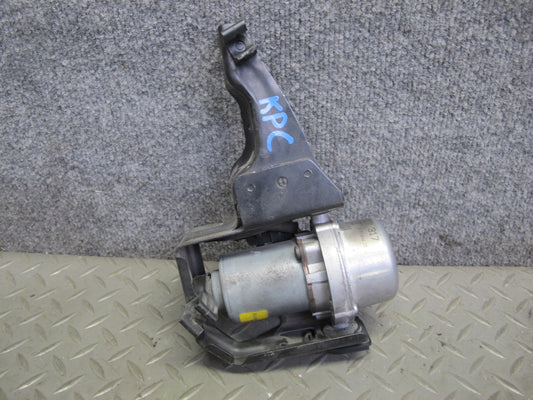 2003-2006 Porsche Cayenne 955 4.5L Vacuum Brake Booster Pump  7L5927317