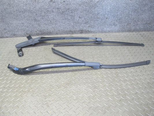 2003-2006 Porsche Cayenne 955 Front Windshield Left & Right Wiper Arm Set of 2