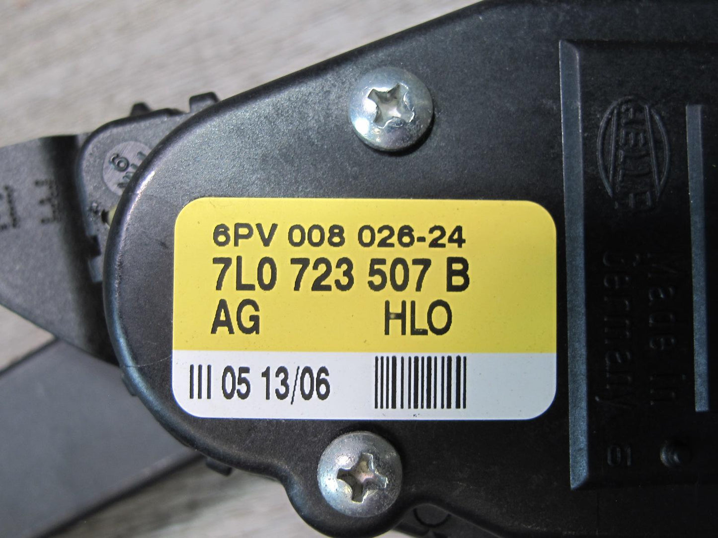 2003-2006 Porsche Cayenne 955 Gas Acceleration Pedal 7L0723507B