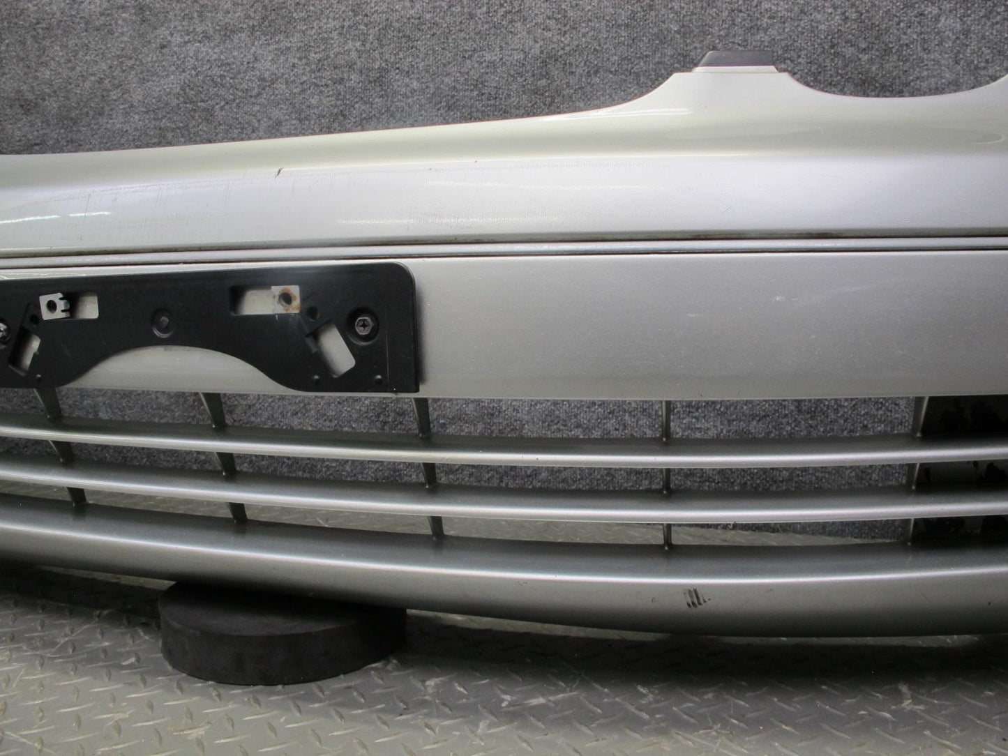 98-05 Lexus JZS160L GS400 GS430 GS300 Front Bumper Cover w Grille Silver OEM