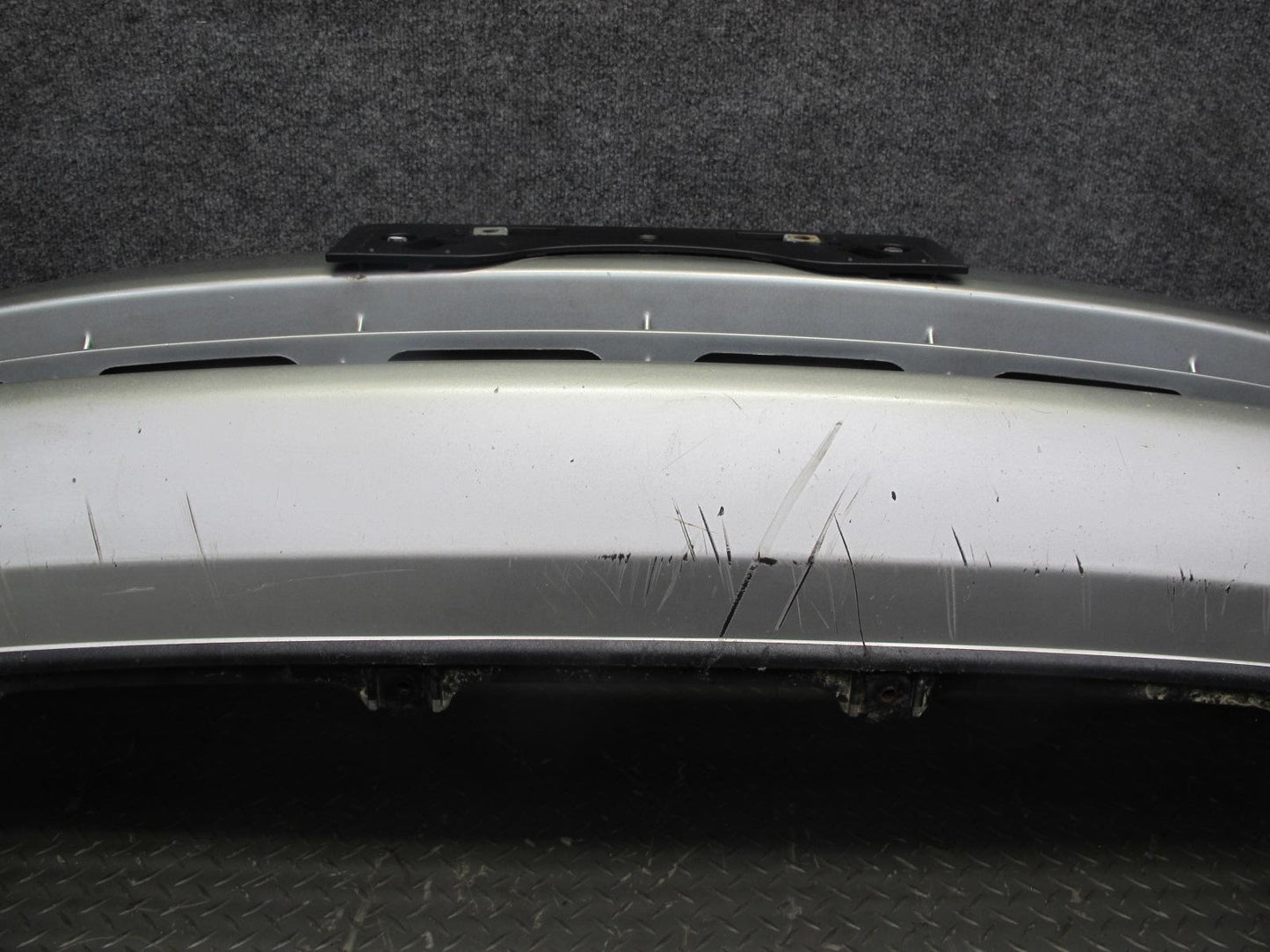 98-05 Lexus JZS160L GS400 GS430 GS300 Front Bumper Cover w Grille Silver OEM