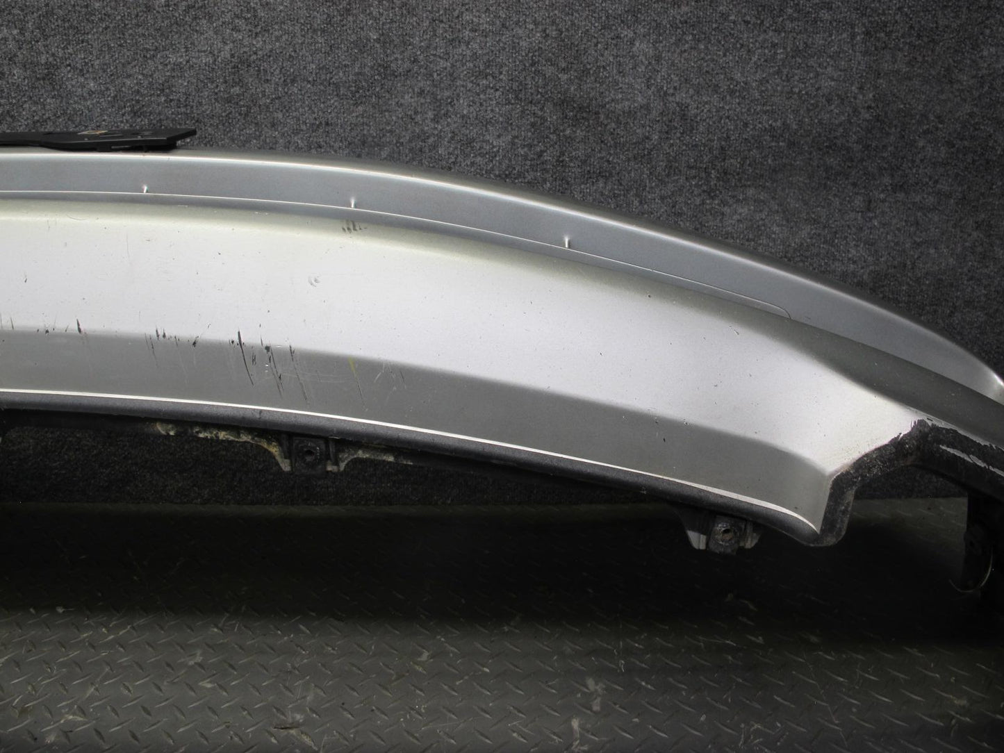 98-05 Lexus JZS160L GS400 GS430 GS300 Front Bumper Cover w Grille Silver OEM