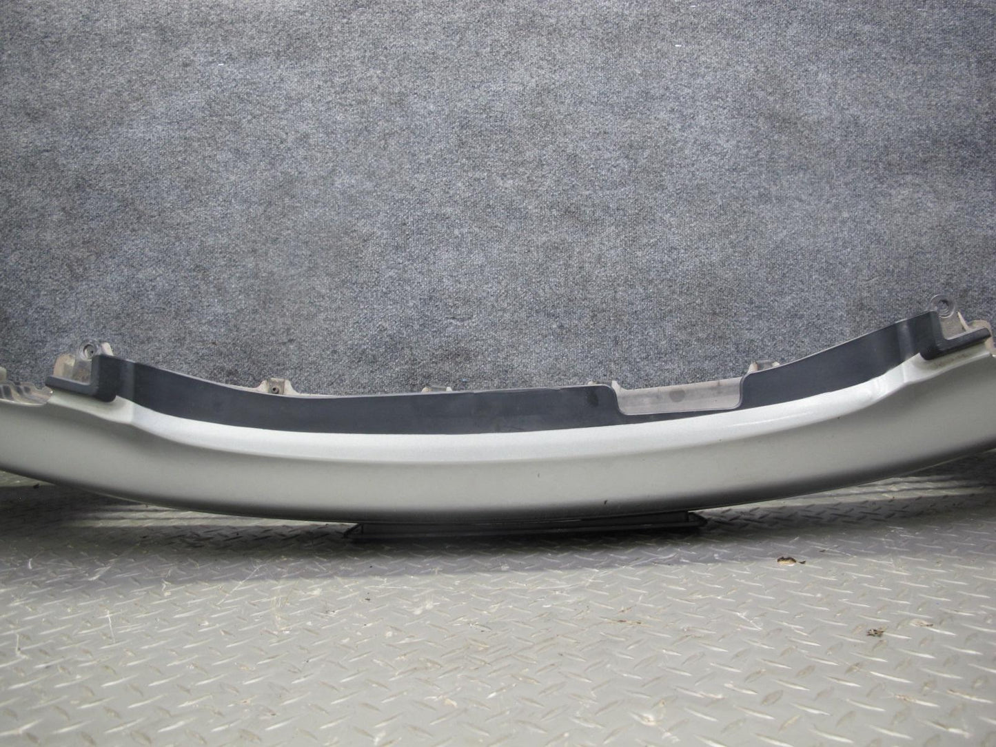 98-05 Lexus JZS160L GS400 GS430 GS300 Front Bumper Cover w Grille Silver OEM