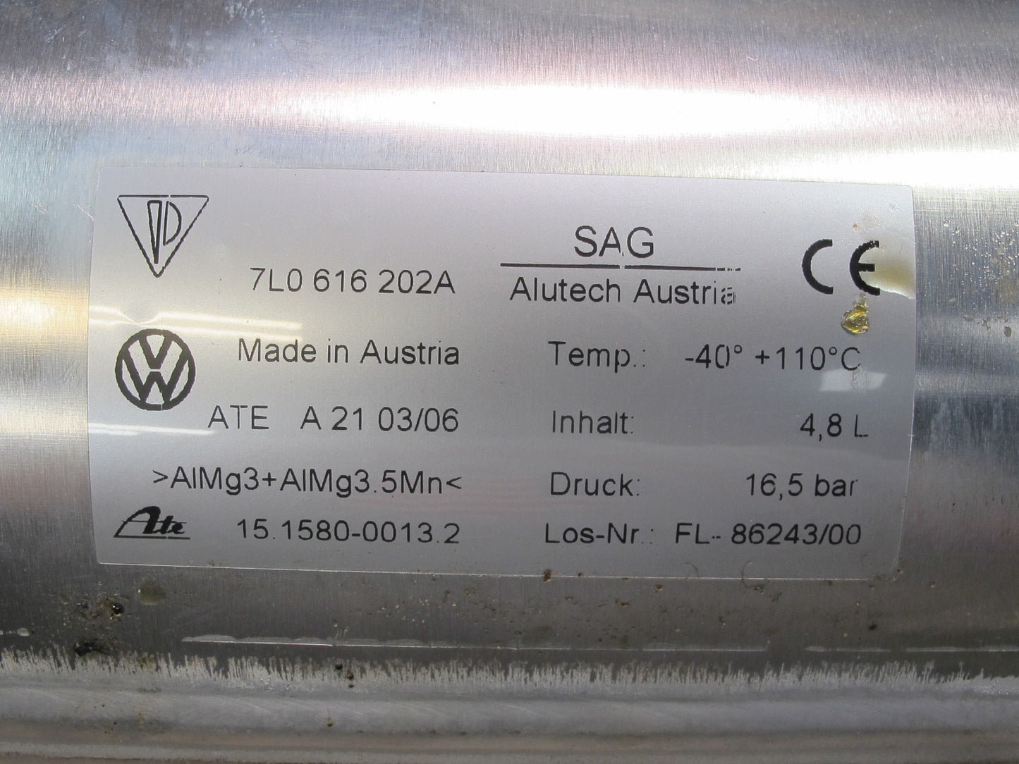 2003-2010 Porsche Cayenne 955 Air Suspension Pressure Tank Accumulator