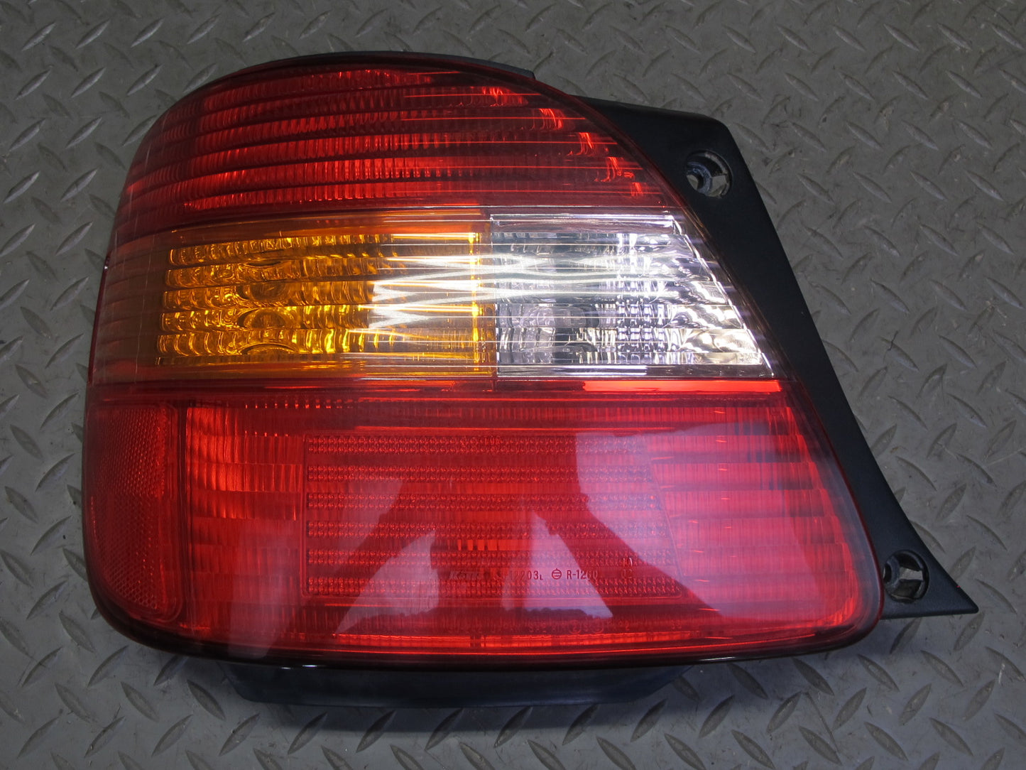 98-00 Lexus JZS160L GS300 GS400 Set of 4 Rear Inner & Outer Tail Light Lamp OEM