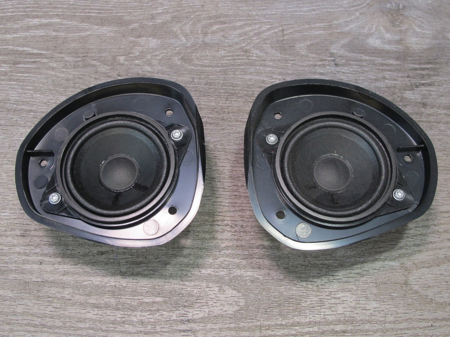 2003-2010 Porsche Cayenne 955 Front Left & Right Door Bose Speaker Set of 2