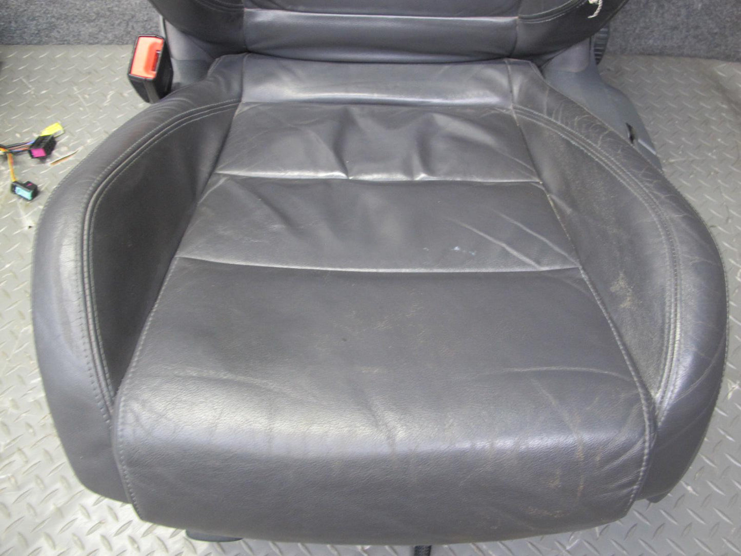 2008 VW Golf MK5 R32 2-DOOR Front & Rear Sport Seat Set Leather Anthracite OEM