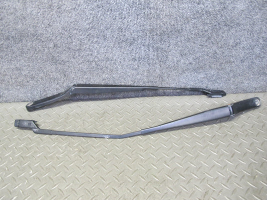 06-16 VW Golf R32 GTI Rabbit EOS Set of 2 Front Windshield Wiper Arm OEM