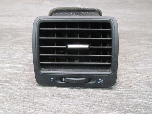 06-09 VW Rabbit GTI R32 Set of 2 Front Dash Left & Right A/C Air Vent Grille OEM