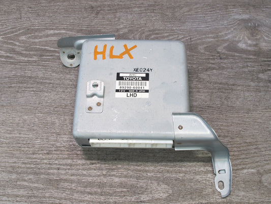 2003-2007 Lexus UZJ100L LX470 Suspension Control Computer Module 89290-60040