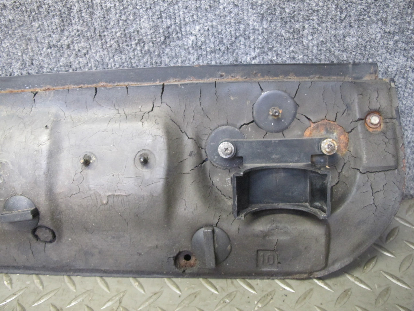 87-91 BMW E30 3-SERIES 325i Heater Firewall Access Box Cover Panel OEM