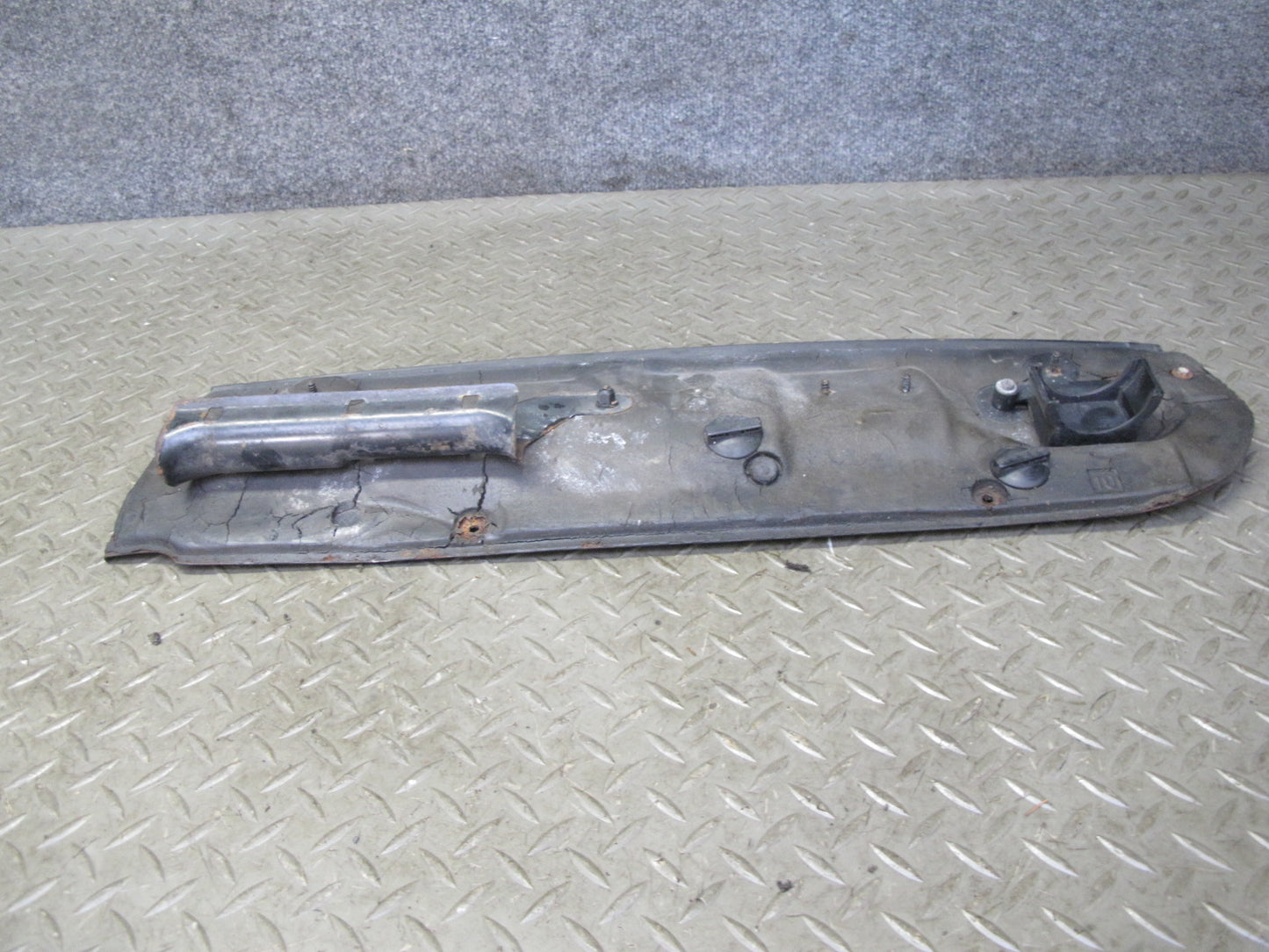 87-91 BMW E30 3-SERIES 325i Heater Firewall Access Box Cover Panel OEM