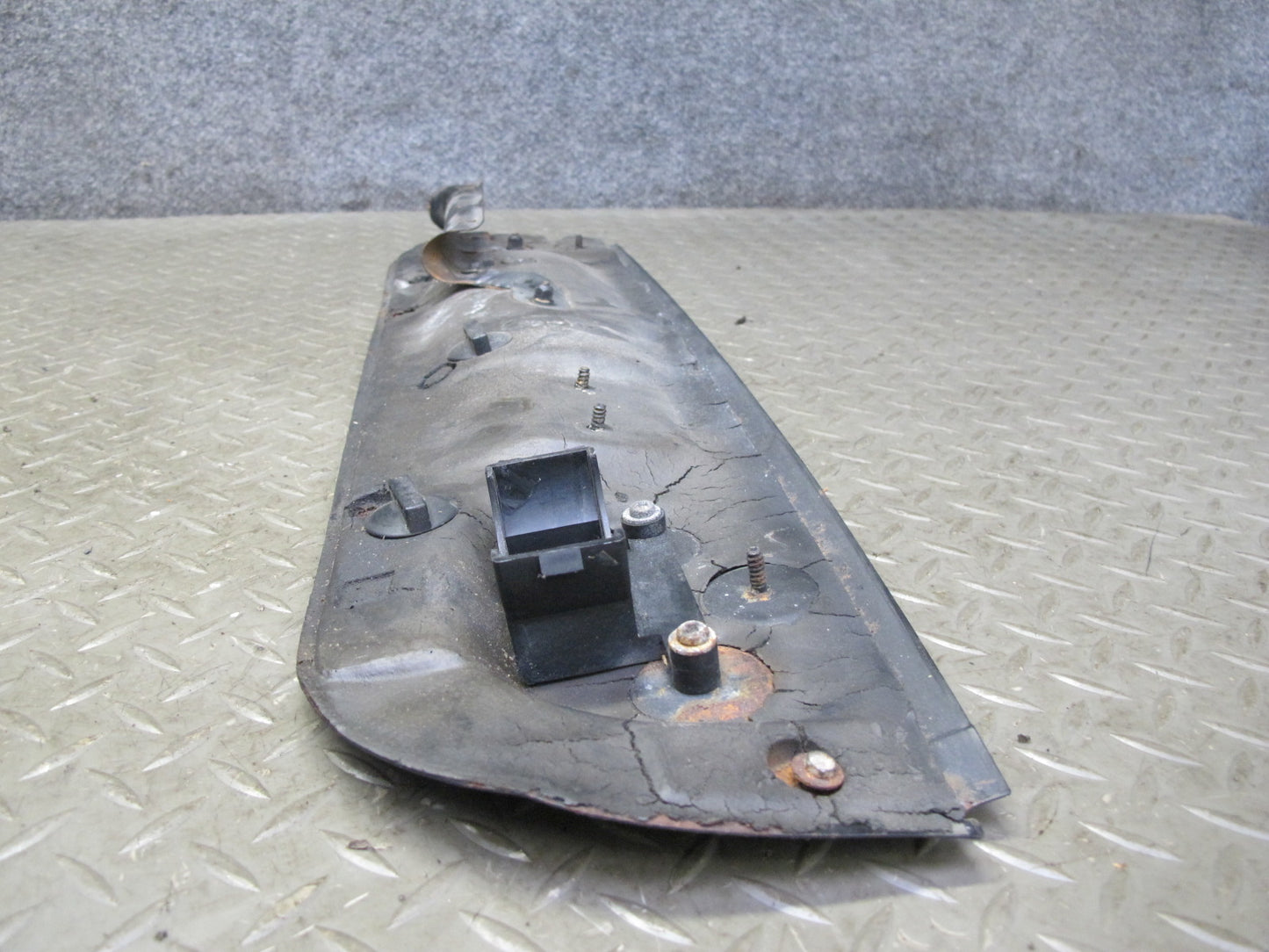 87-91 BMW E30 3-SERIES 325i Heater Firewall Access Box Cover Panel OEM