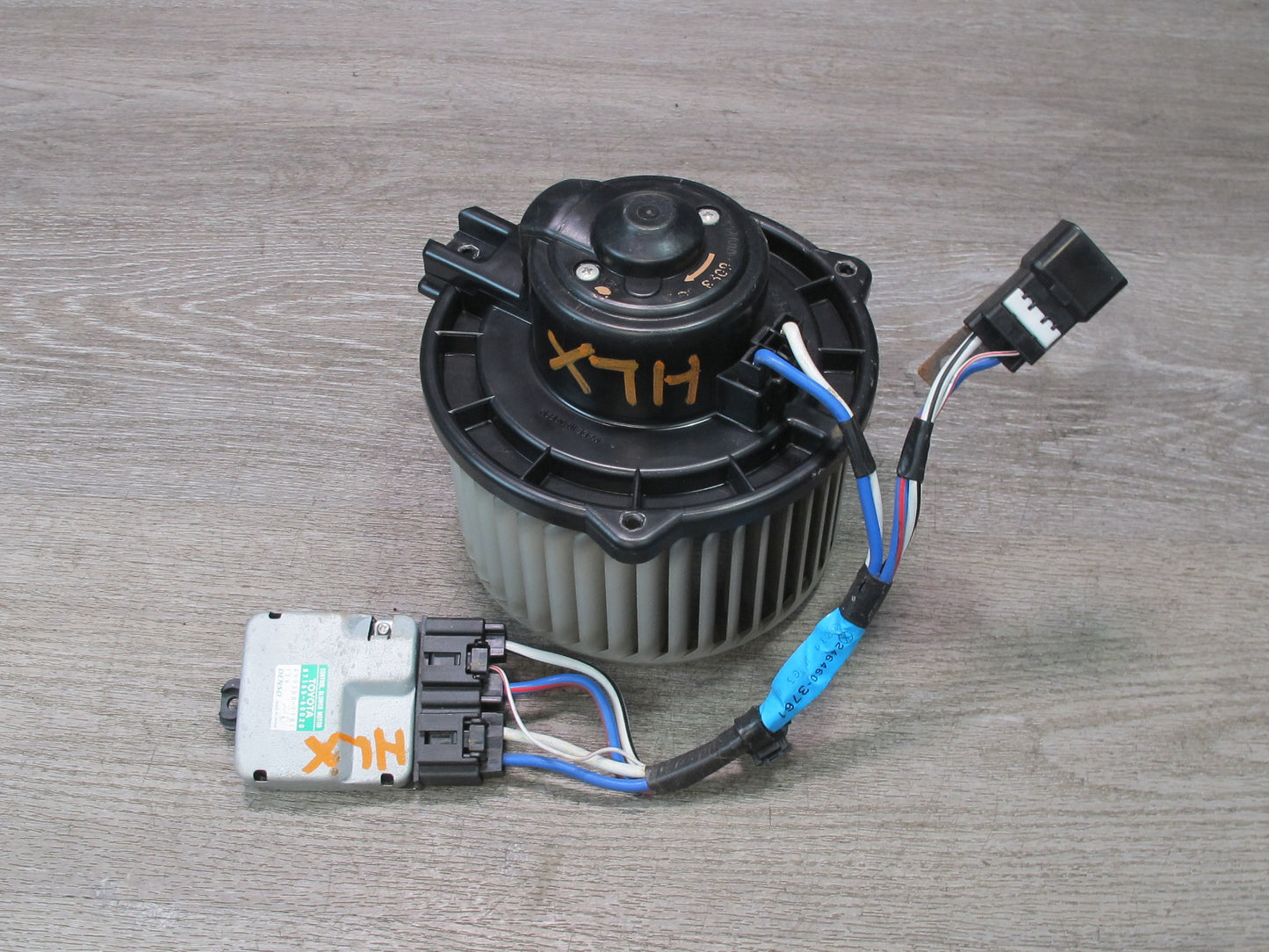 1998-2007 Lexus UZJ100L LX470 Fan Heater Hvac Blower Motor Control Module Set