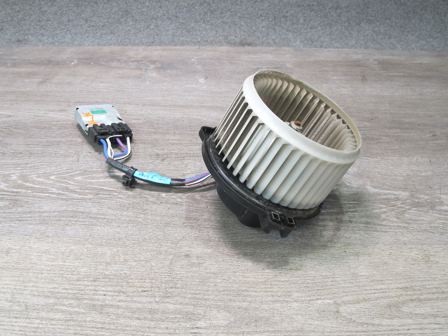 1998-2007 Lexus UZJ100L LX470 Fan Heater Hvac Blower Motor Control Module Set