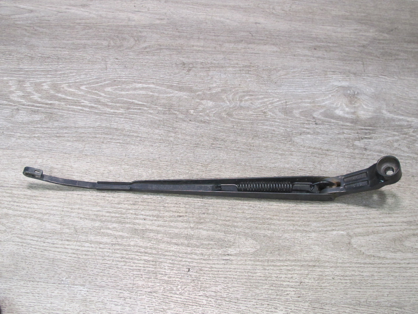 1999-2007 Lexus UZJ100L LX470 Front Left & Right Side Windshield Wiper Arm Set