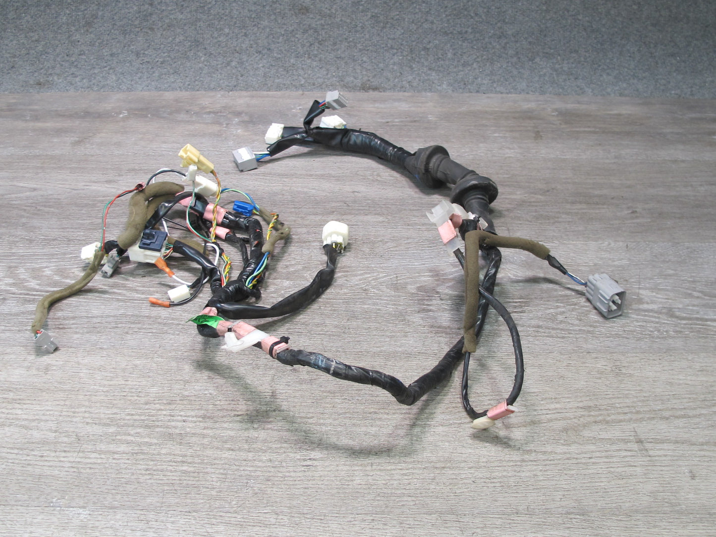 2003-2007 Lexus UZJ100L LX470 Front Right Passenger Side Door Wiring Harness
