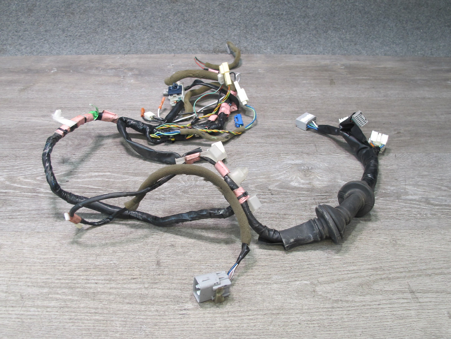 2003-2007 Lexus UZJ100L LX470 Front Right Passenger Side Door Wiring Harness
