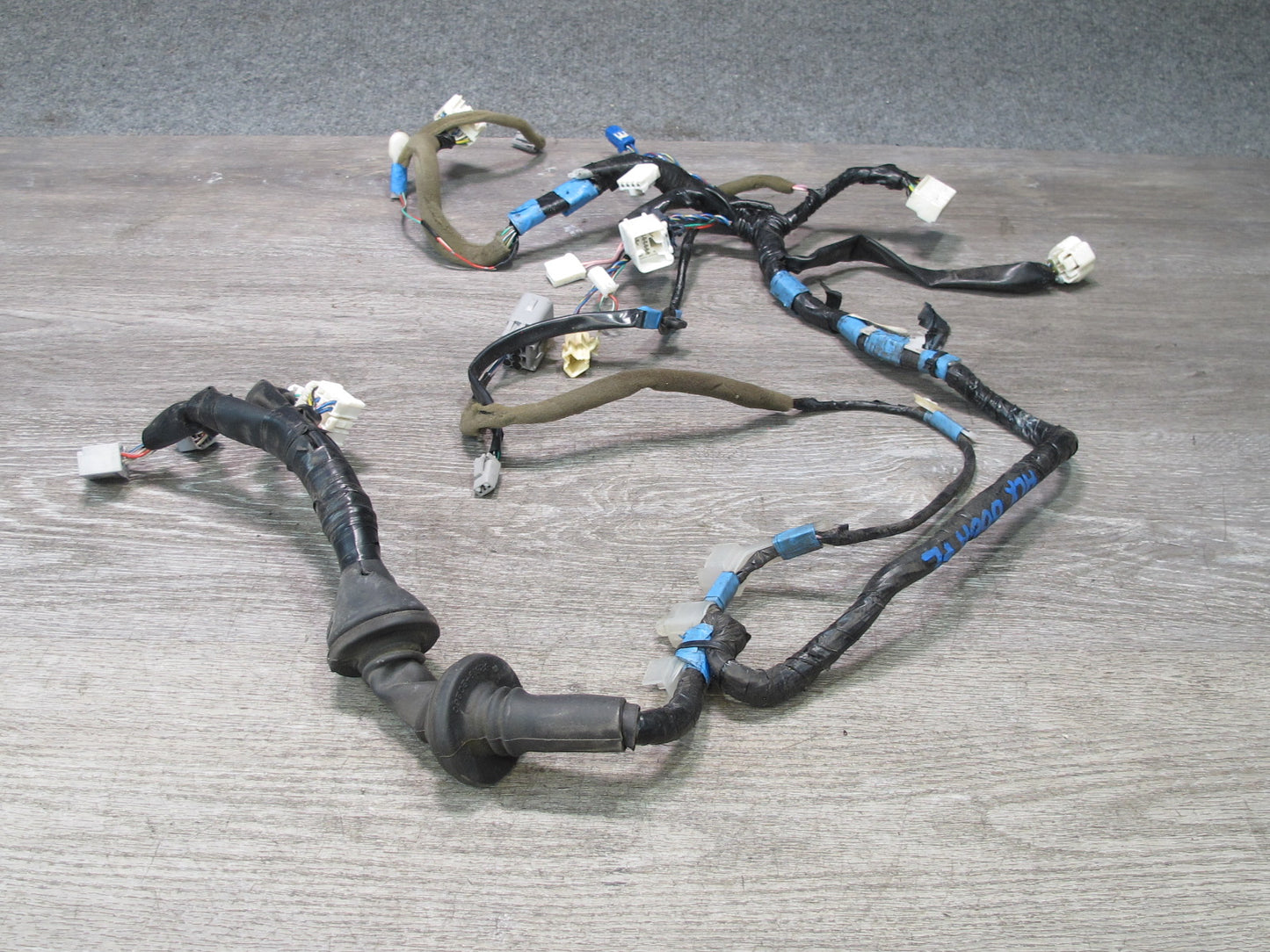 2003-2007 Lexus UZJ100L LX470 Front Left Driver Side Door Wiring Harness