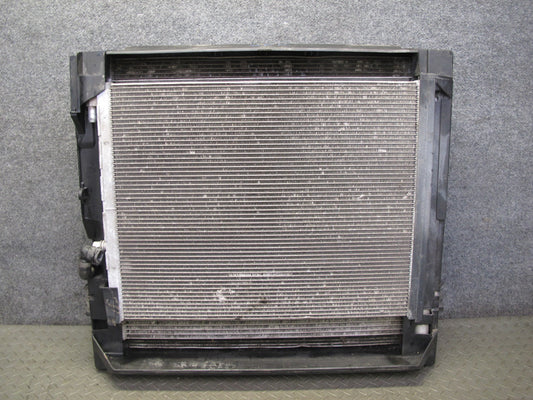 14-18 BMW F15 X5 AWD 4.4L N63 Radiator A/C Condenser Cooling  Fan Pump Assy