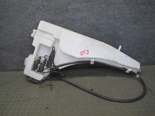 2007-2013 BMW E70 X5 Windshield Wiper Washer Fluid Reservoir Tank W/ Pumps Assy