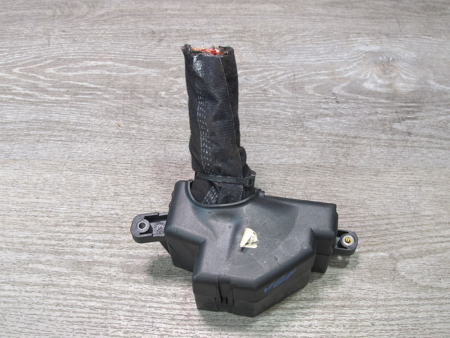 2008 VW Golf MK5 R32 VR6 Interior Fuse Relay Box Module OEM