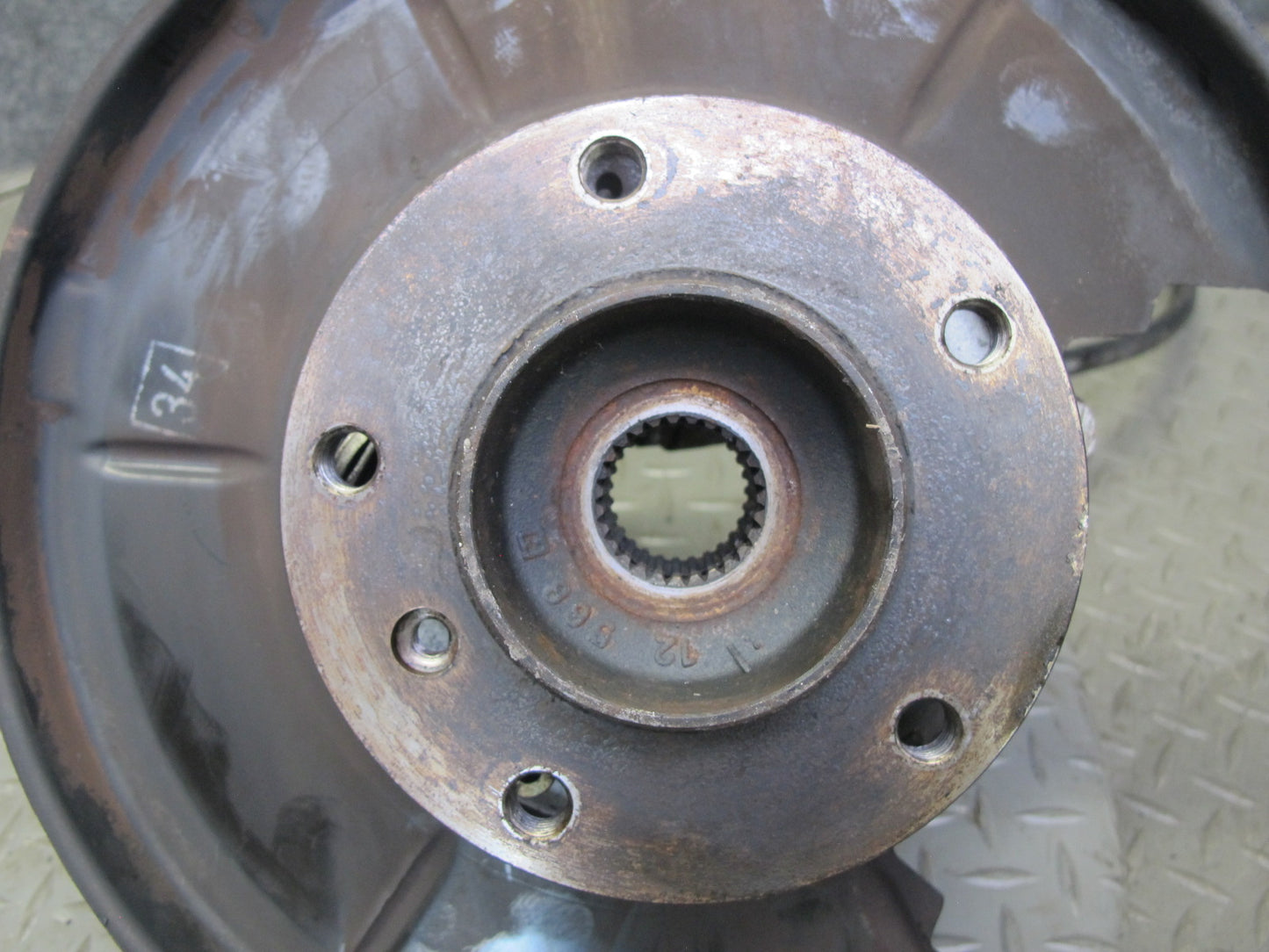 98-99 BMW E36 3-SERIES RWD Rear Right Trailing Arm Knuckle Wheel Hub Bearing OEM