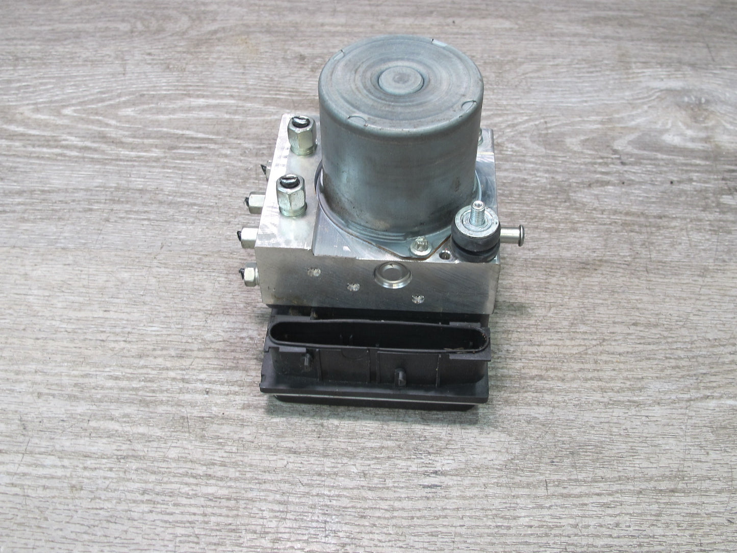 2010 Nissan Z34 370Z A/T Convertible ABS Anti-lock Brake Pump Module Unit OEM