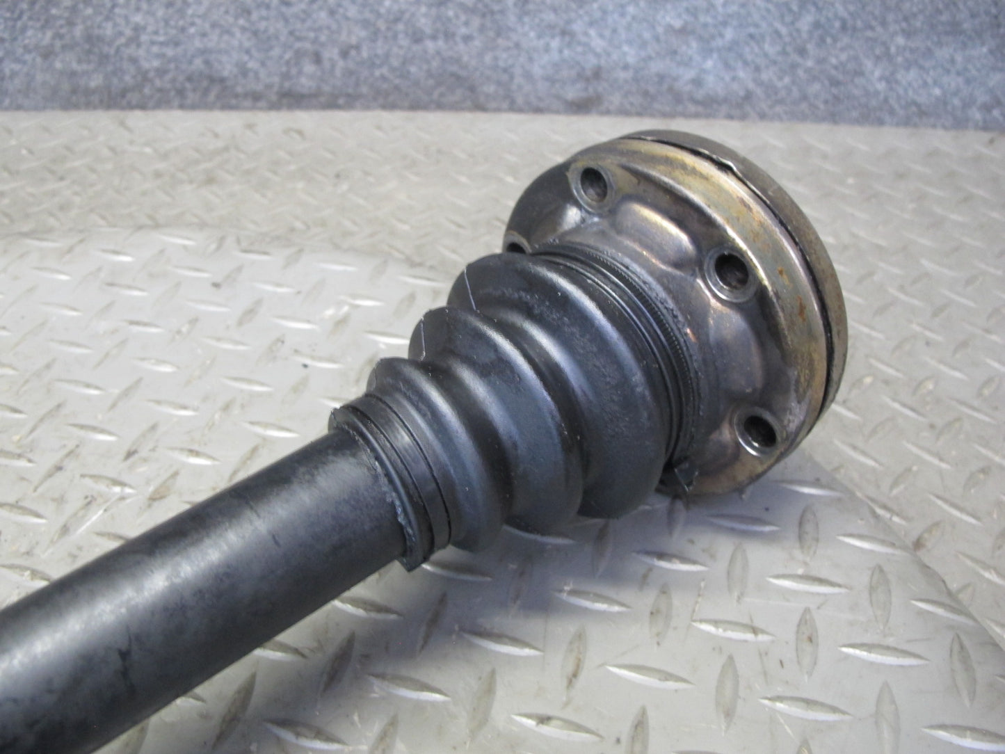 2005-2008 Porsche 911 997 Rear Left Suspension Axle Shaft 99733202402