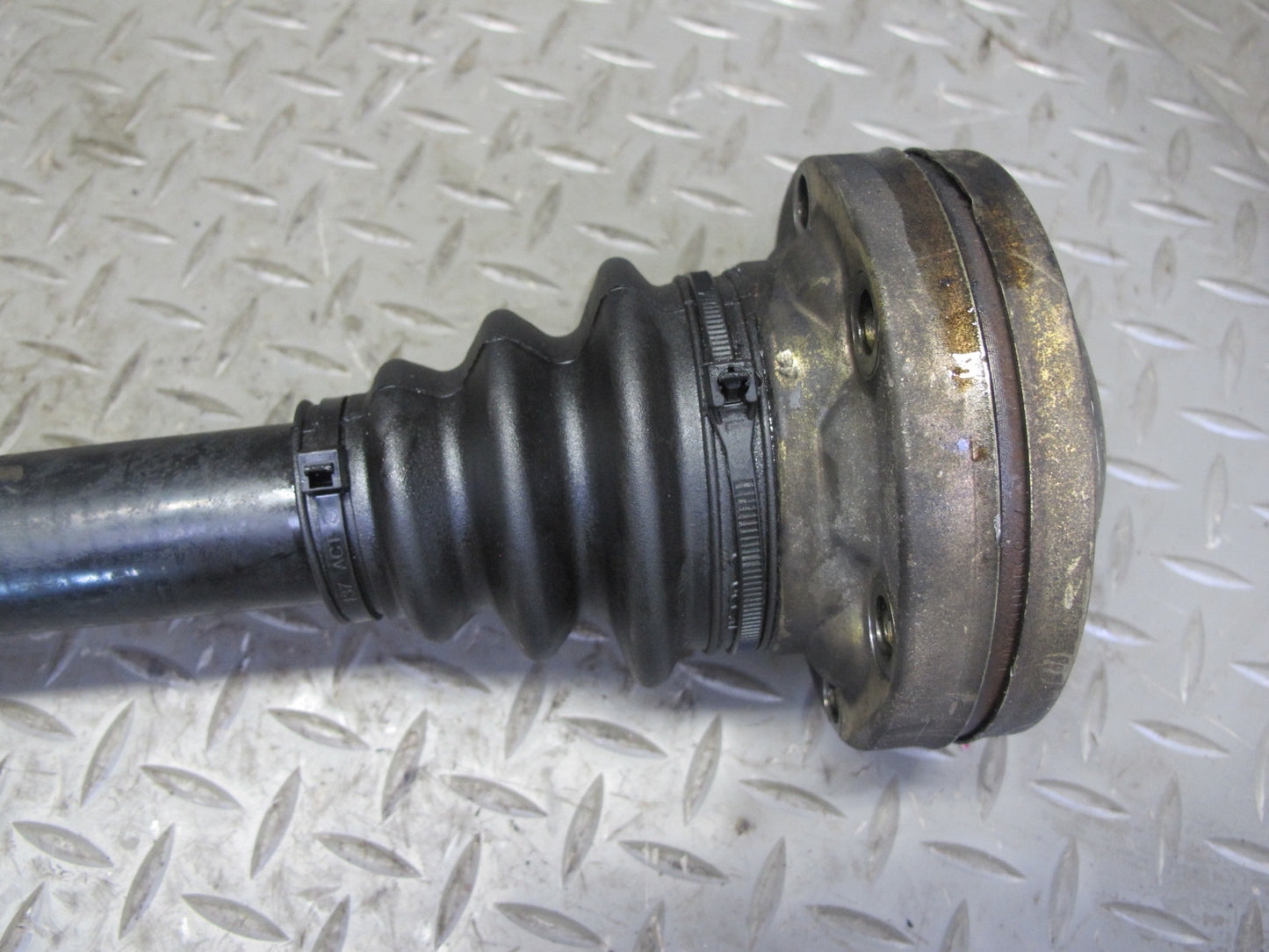 2005-2008 Porsche 911 997 Rear Left Suspension Axle Shaft 99733202402