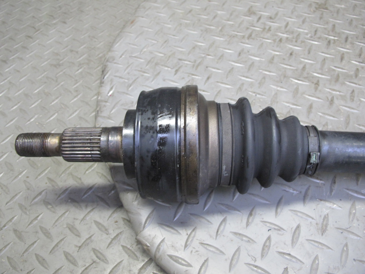 2005-2008 Porsche 911 997 Rear Left Suspension Axle Shaft 99733202402