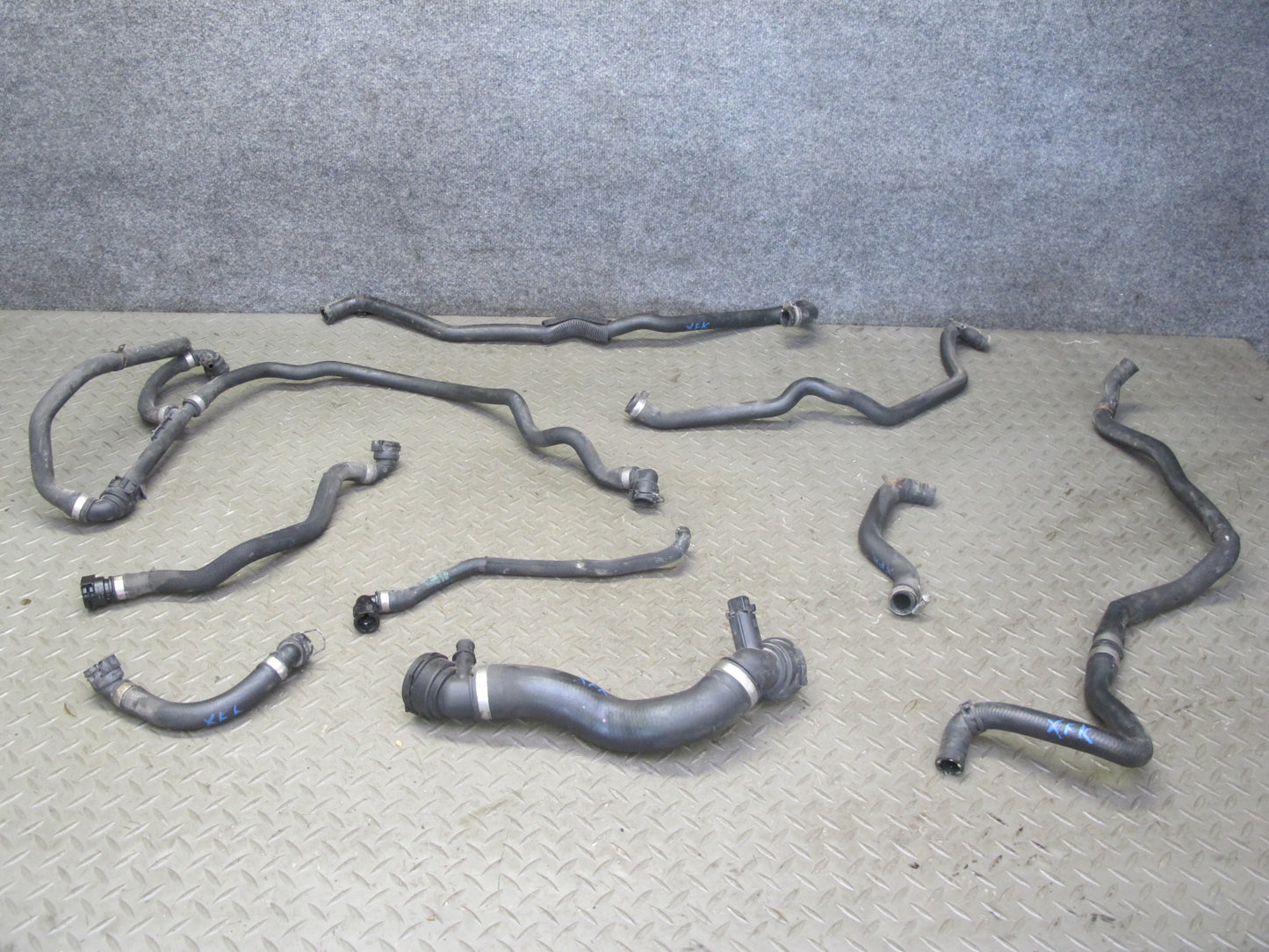 2014-2018 BMW F15 X5 AWD N63 Engine Cooling Hose Pipe Line Set
