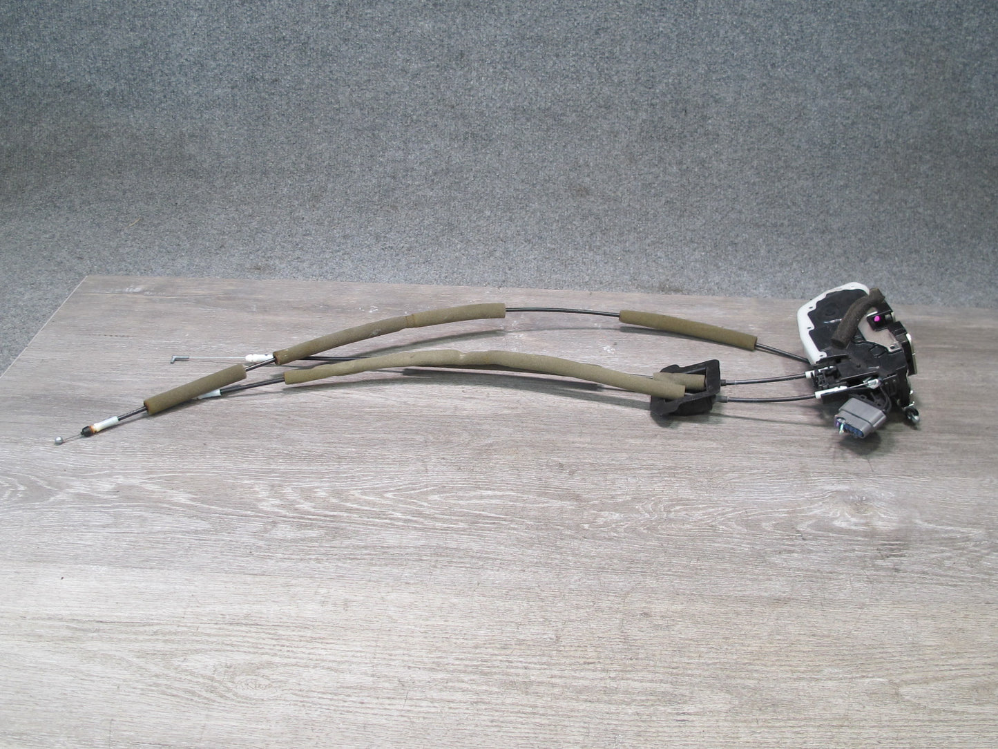 09-20 Nissan 370Z Z34 Front Right Passenger Door Lock Latch Actuator OEM