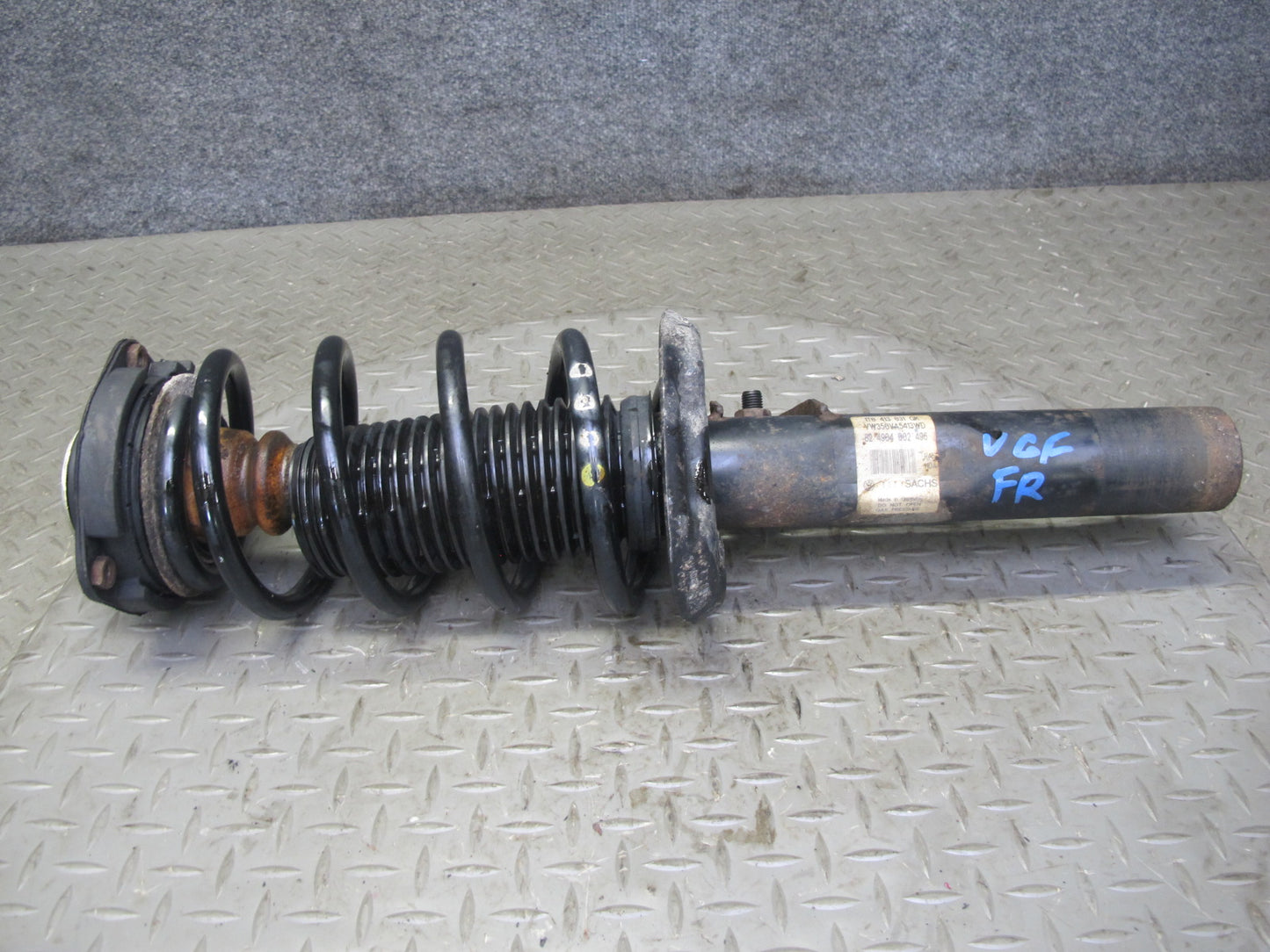 2008 VW Golf MK5 R32 VR6 AWD Front Left & Right Strut Shock Absorber Set OEM