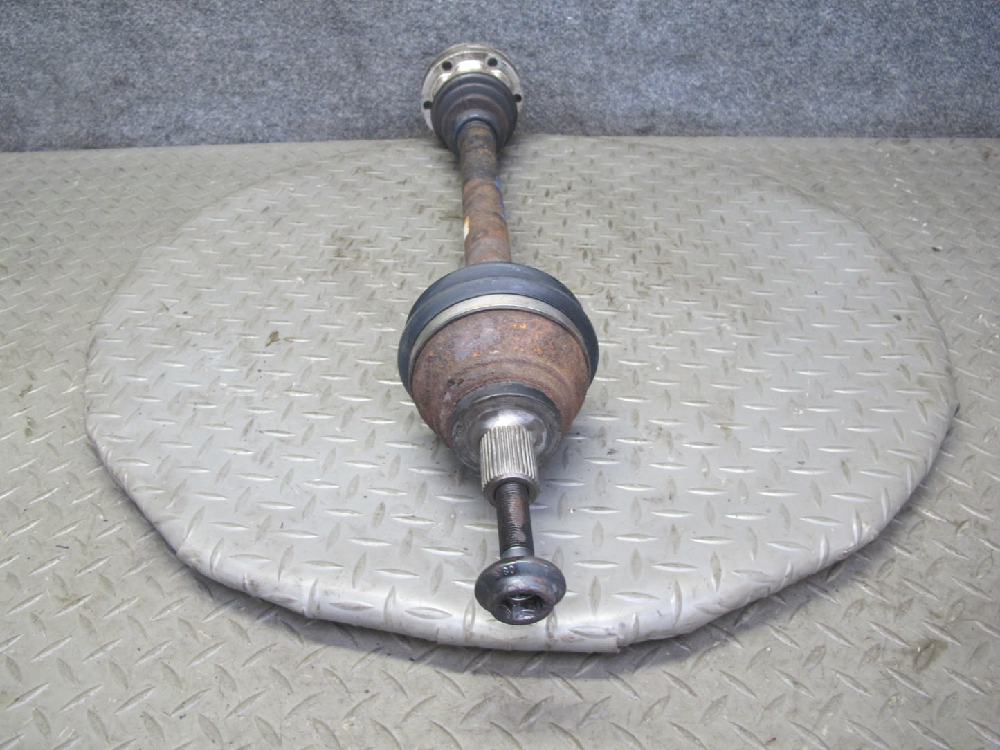 2008 Volkswagen VW Golf R32 MK5 VR6 A/T Front Right Axle Half Shaft Aftermarket