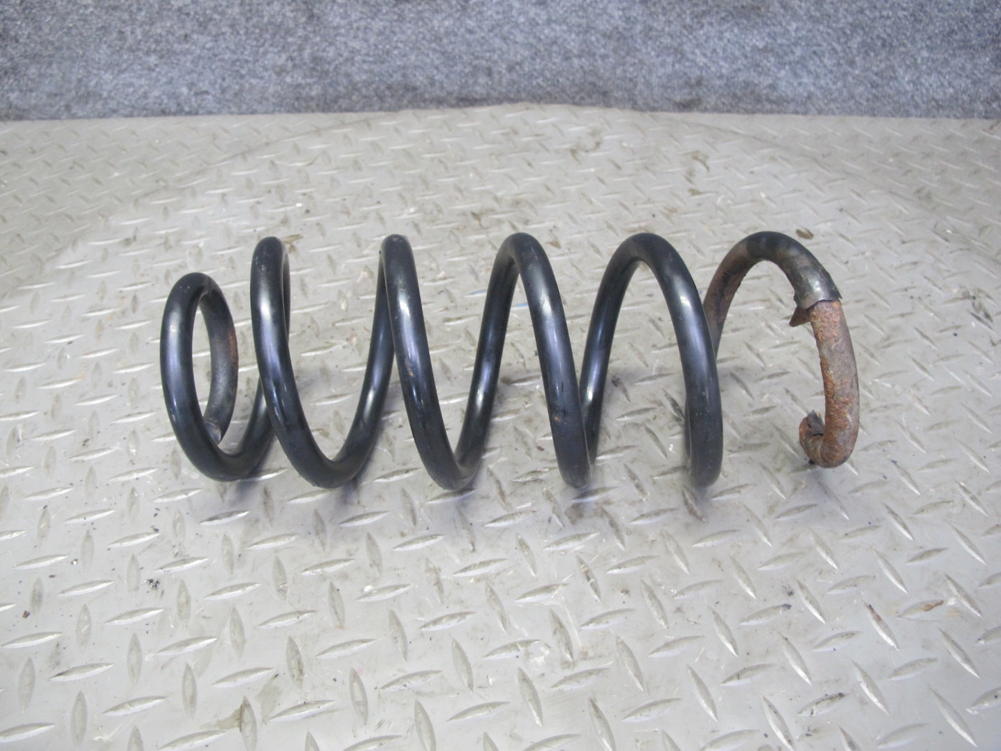 2008 VW Golf MK5 R32 AWD Rear Suspension Left & Right Coil Spring Set OEM