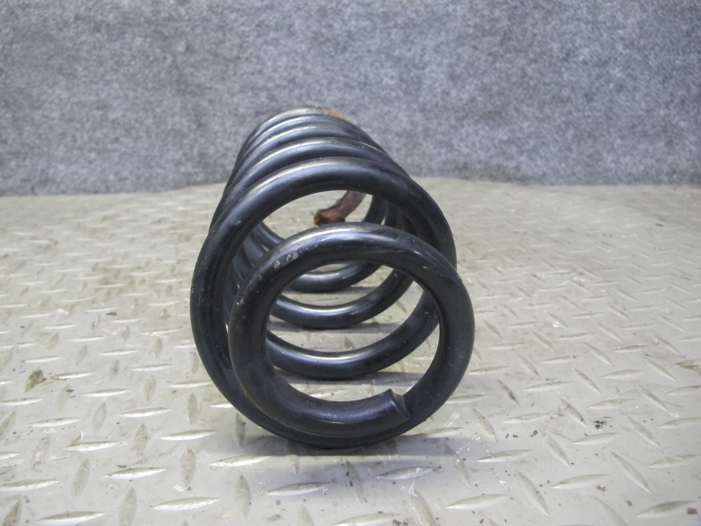 2008 VW Golf MK5 R32 AWD Rear Suspension Left & Right Coil Spring Set OEM