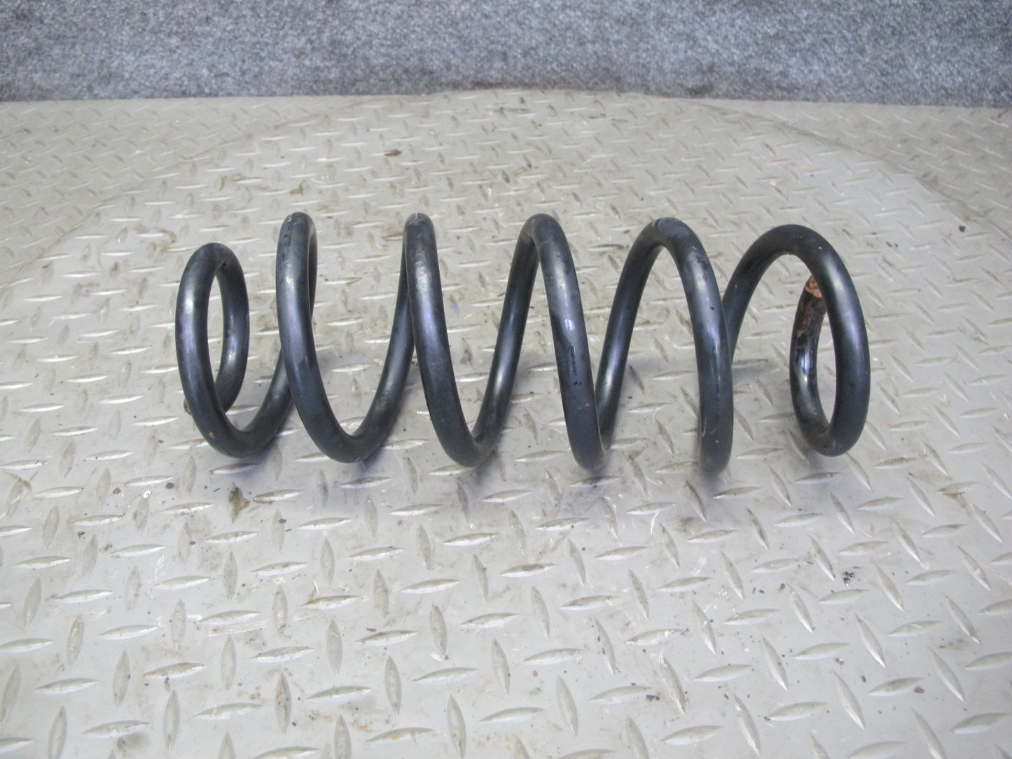 2008 VW Golf MK5 R32 AWD Rear Suspension Left & Right Coil Spring Set OEM