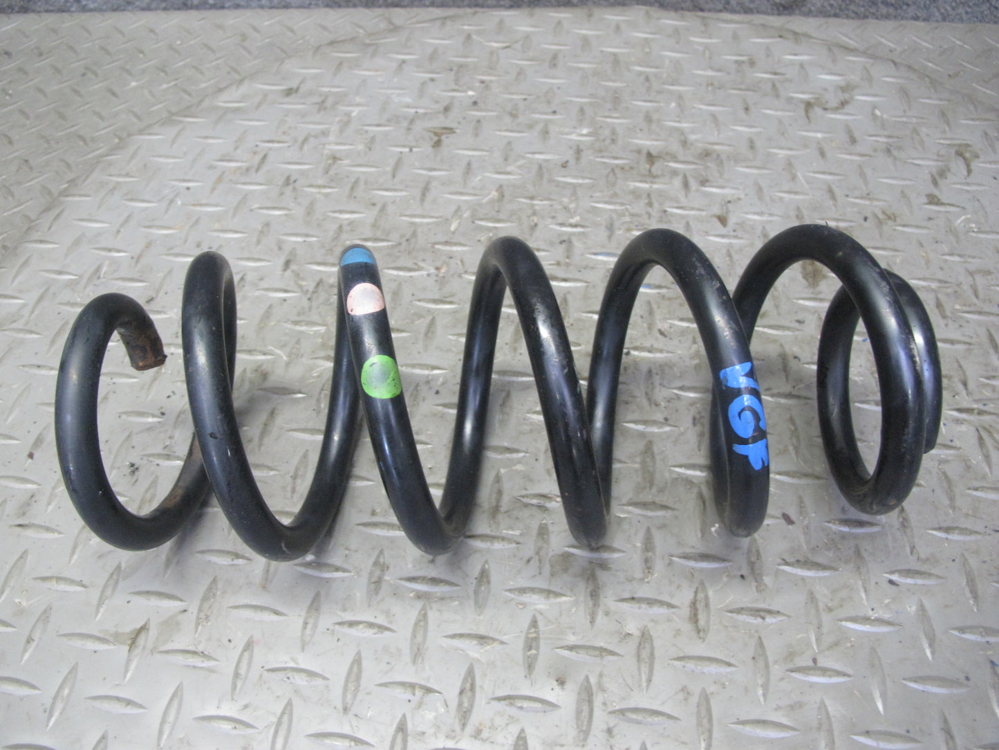2008 VW Golf MK5 R32 AWD Rear Suspension Left & Right Coil Spring Set OEM