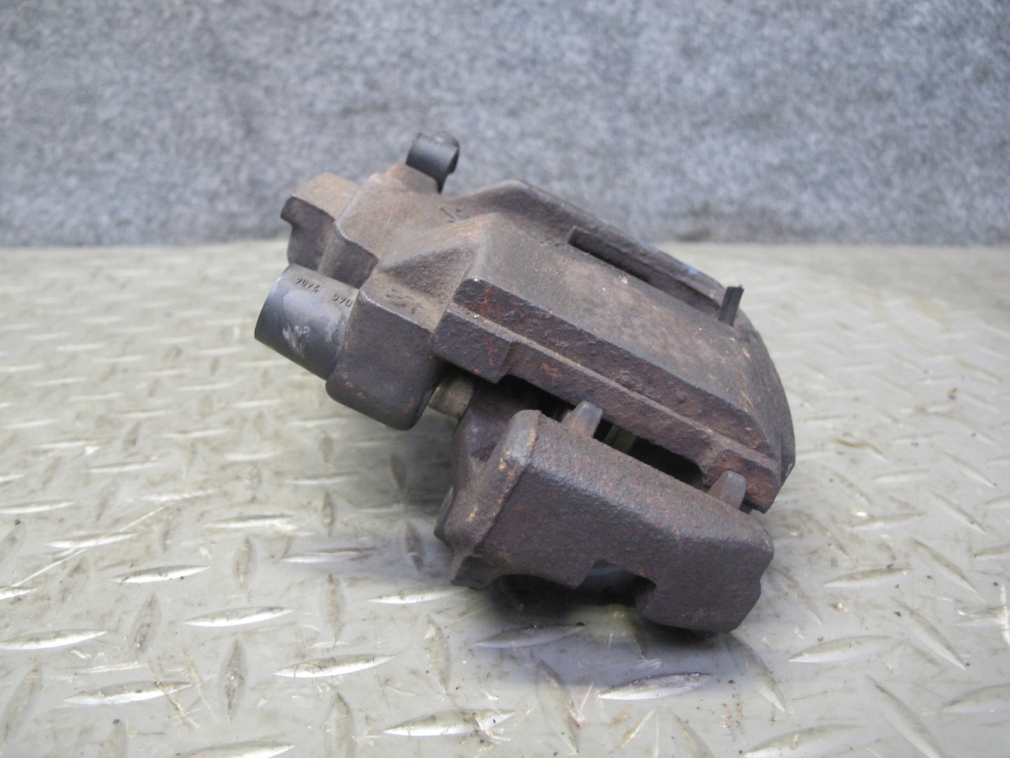 87-91 BMW E30 3-SERIES Set of 2 Rear Left & Right Brake Caliper OEM