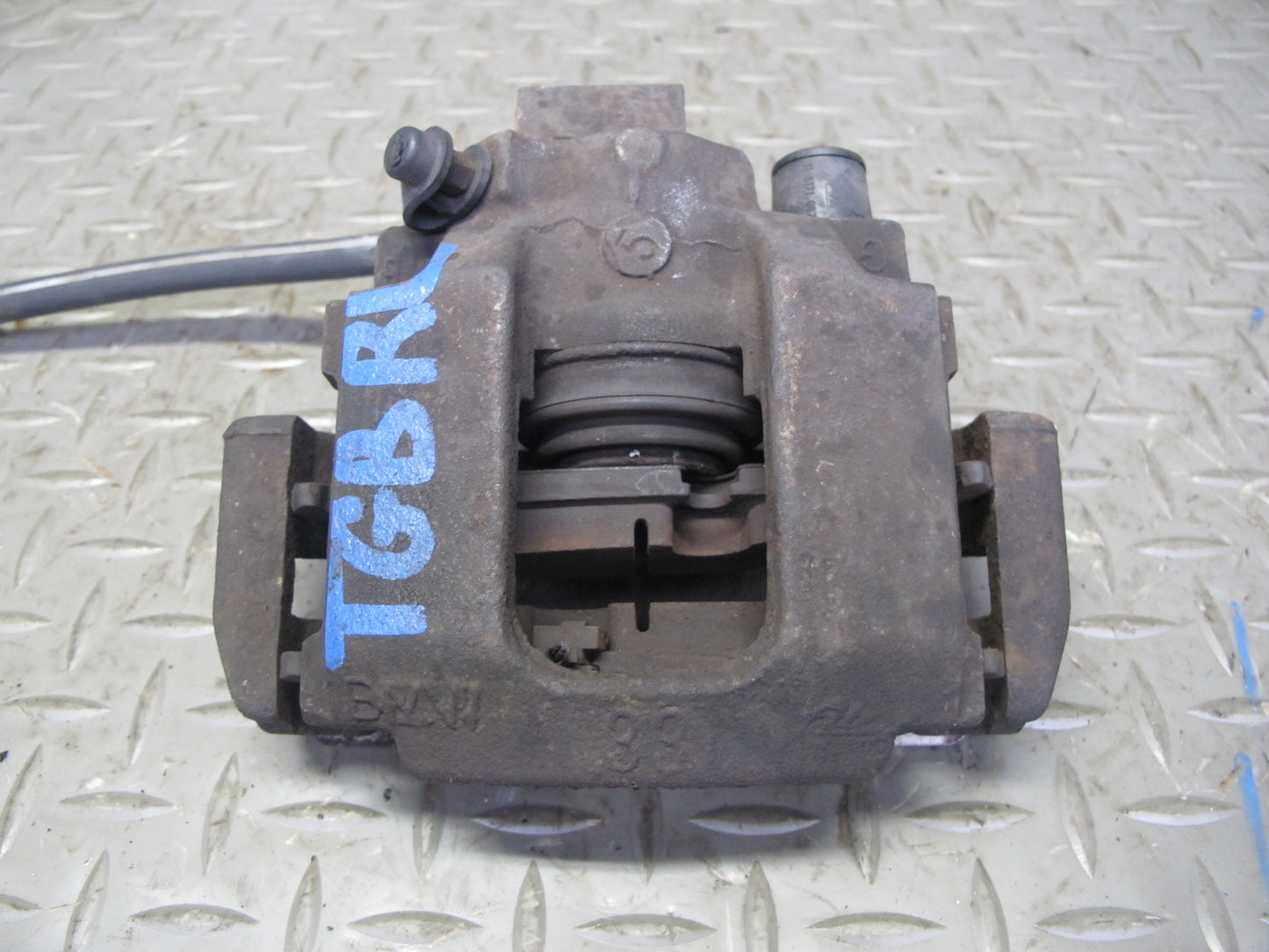 87-91 BMW E30 3-SERIES Set of 2 Rear Left & Right Brake Caliper OEM