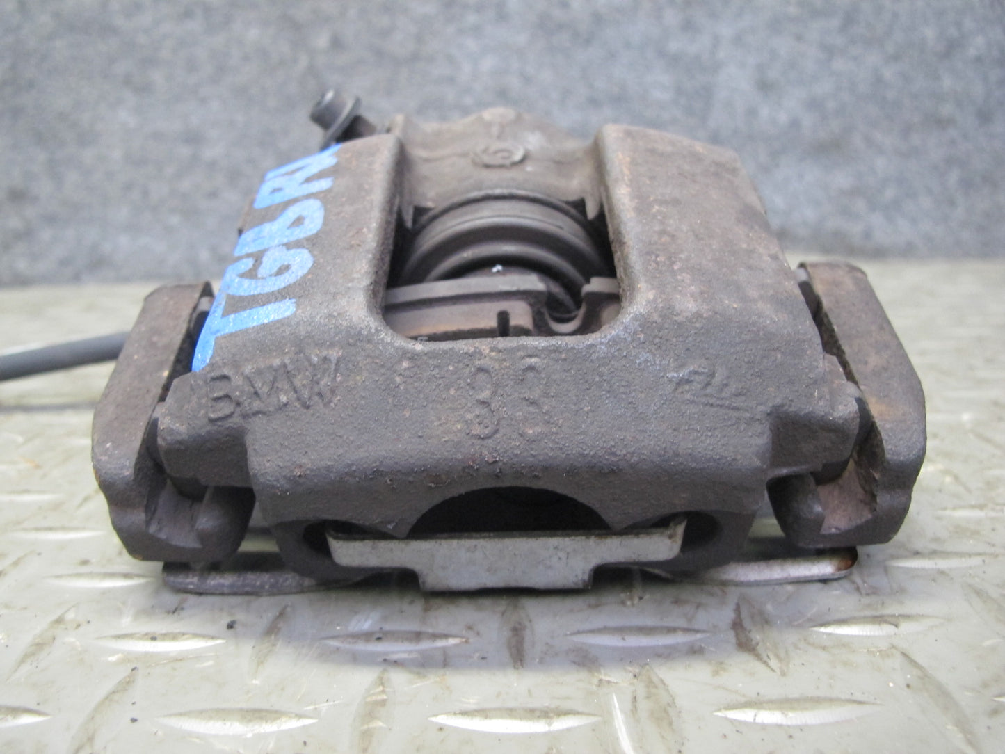 87-91 BMW E30 3-SERIES Set of 2 Rear Left & Right Brake Caliper OEM