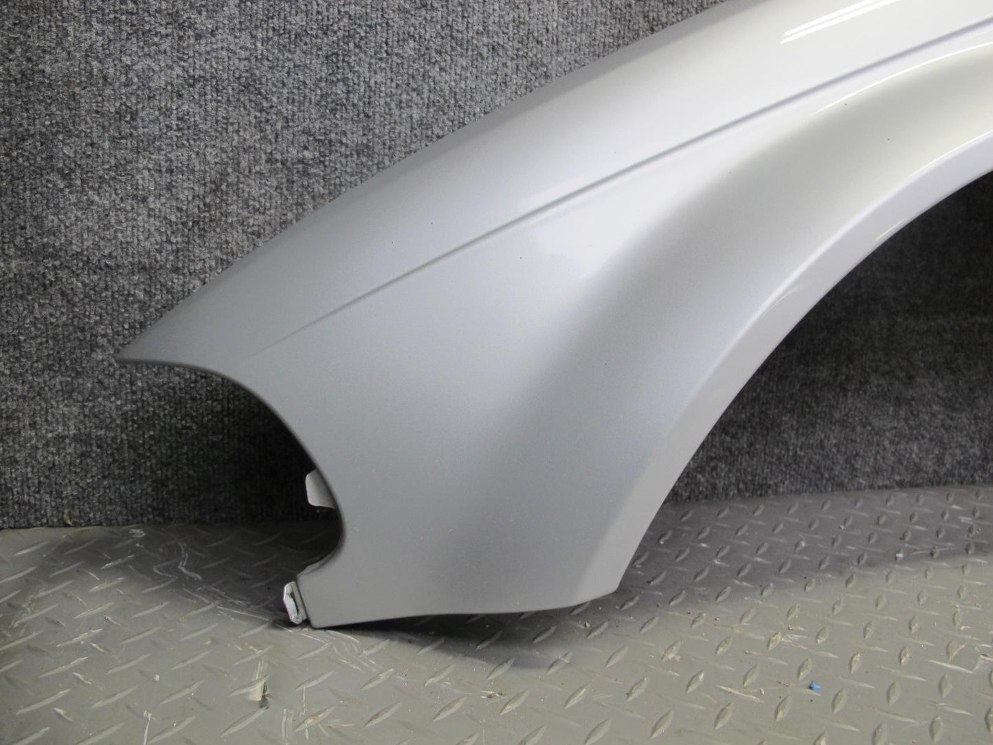 01-03 BMW E46 330ci Coupe Convertible Front Left Fender Shell Cover Panel OEM