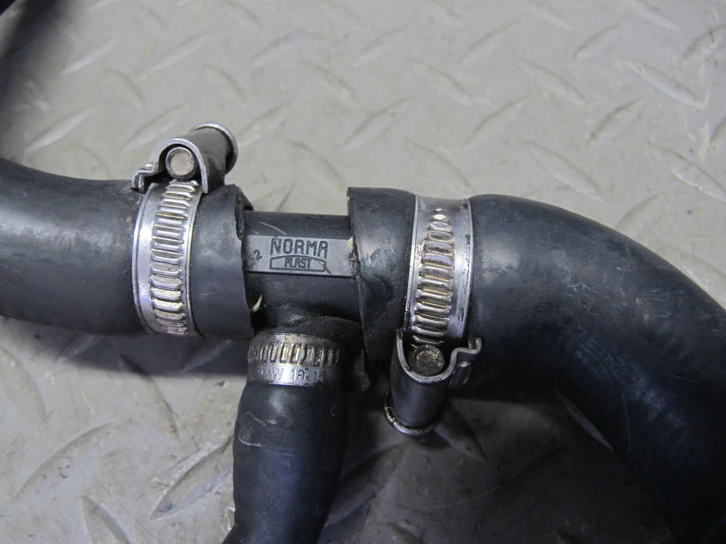 87-91 BMW E30 325i M20 Engine Cooling Hose Pipe Line Set OEM