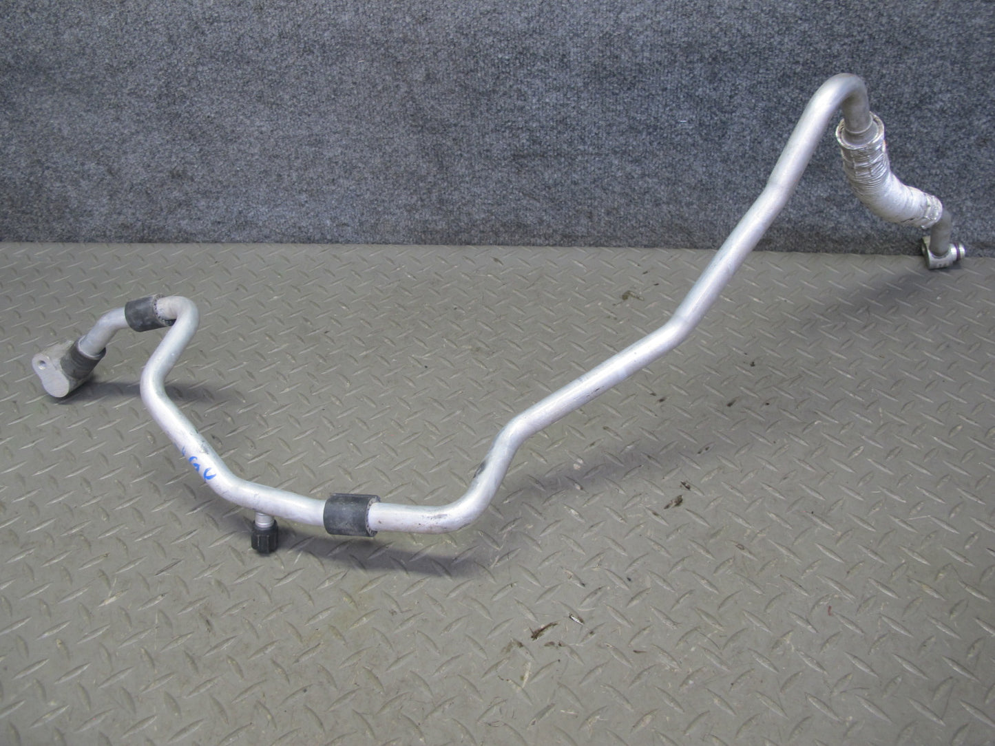 2008 VW Golf MK5 R32 Set of 2 A/C Air Condition Hose Pipe Line OEM