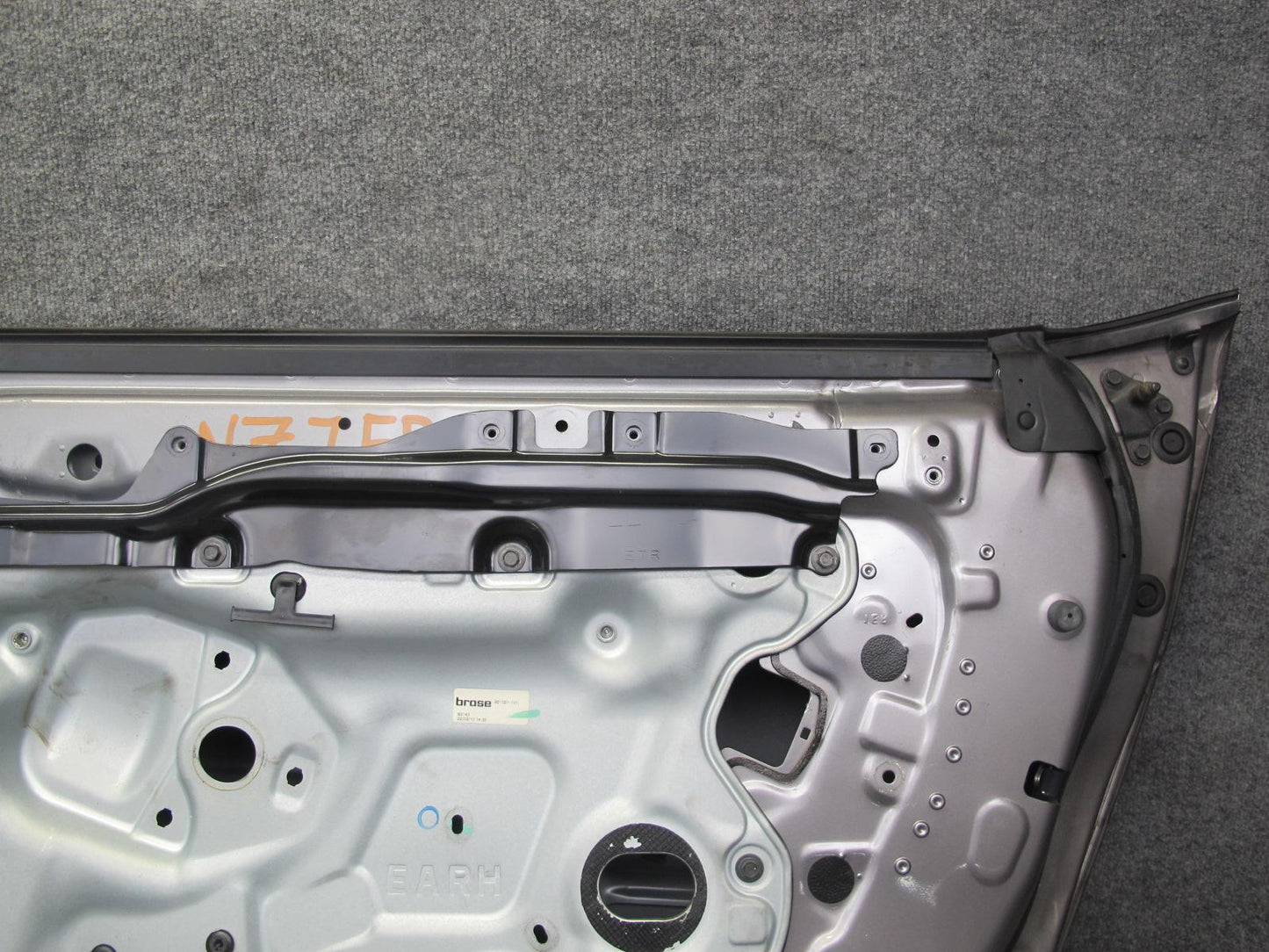 10-19 Nissan Z34 370Z Convertible Right Passenger Door Shell Panel Gray OEM